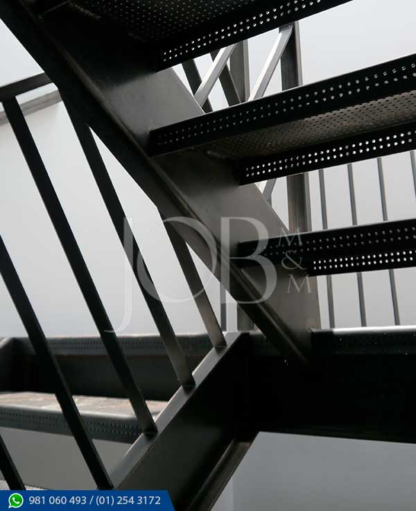 escalera-metalica-con-viga